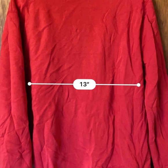 Christmas/Winter themed  fleece sweatshirt - Picture 5 of 7